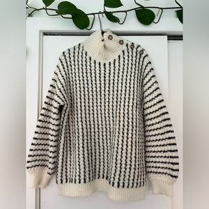 Frnch sweater - size M/L